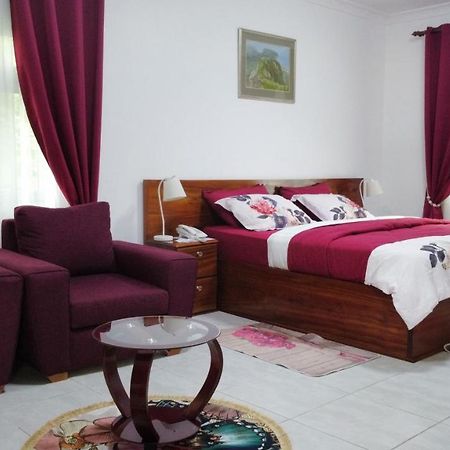 Charlestina Beach Resort Ampeni Eksteriør bilde