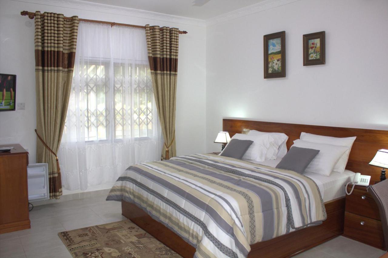 Charlestina Beach Resort Ampeni Eksteriør bilde