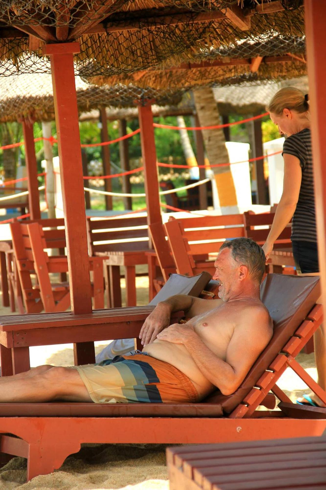 Charlestina Beach Resort Ampeni Eksteriør bilde